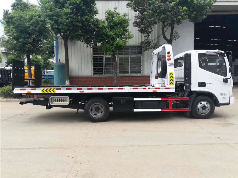 国六福田欧马可蓝牌清障车