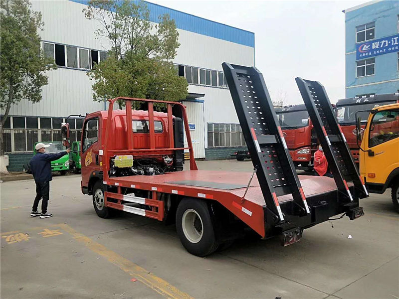 重汽豪曼蓝牌平板运输车