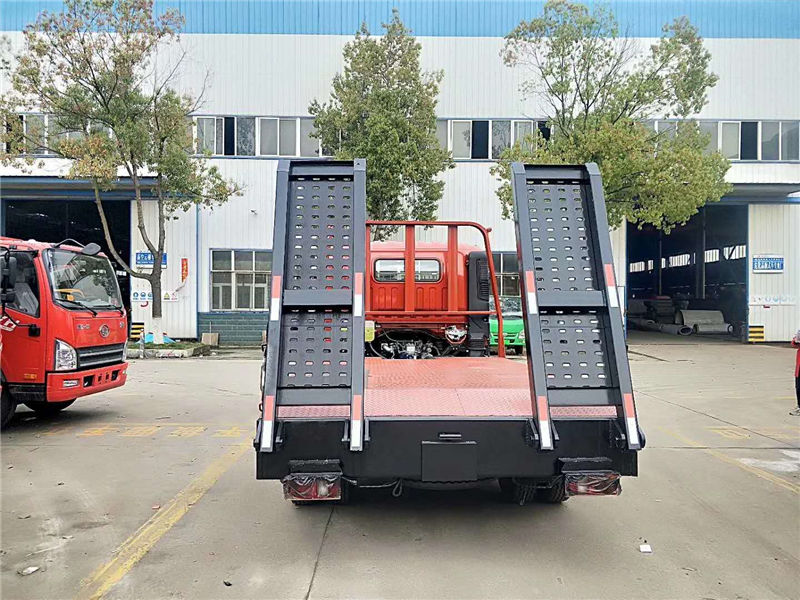 重汽豪曼蓝牌平板运输车