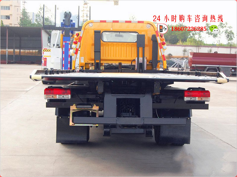东风大多利卡D8平板清障车