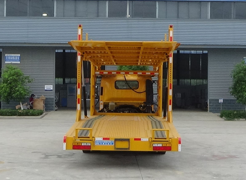大运一拖三轿运车