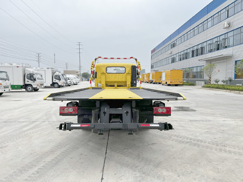 福田欧马可平板清障车
