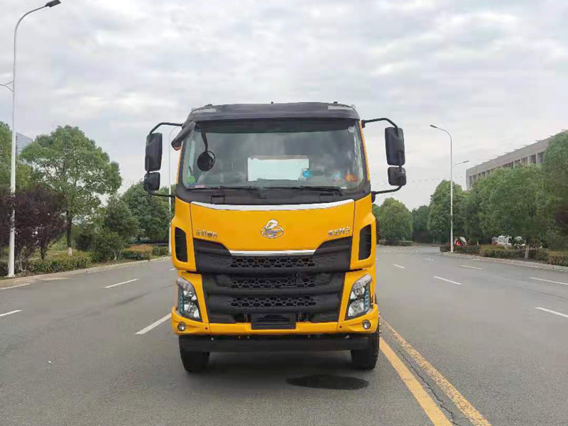 东风柳汽乘龙平板带吊清障车